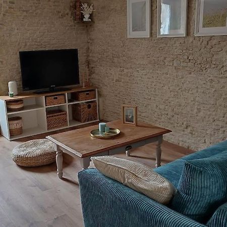 Appartement Avec Jardin Et Acces Mer Grandcamp-Maisy Extérieur photo